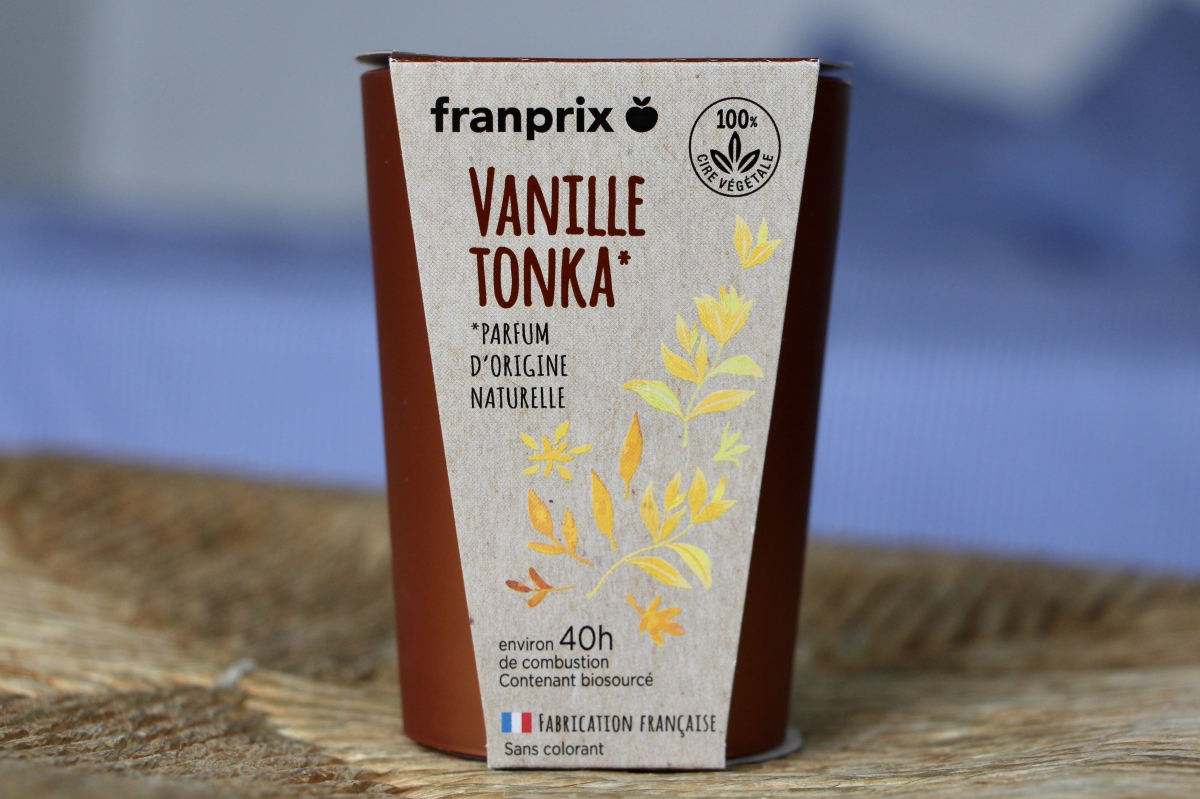 A Vanille Tonka candle from Franprix.