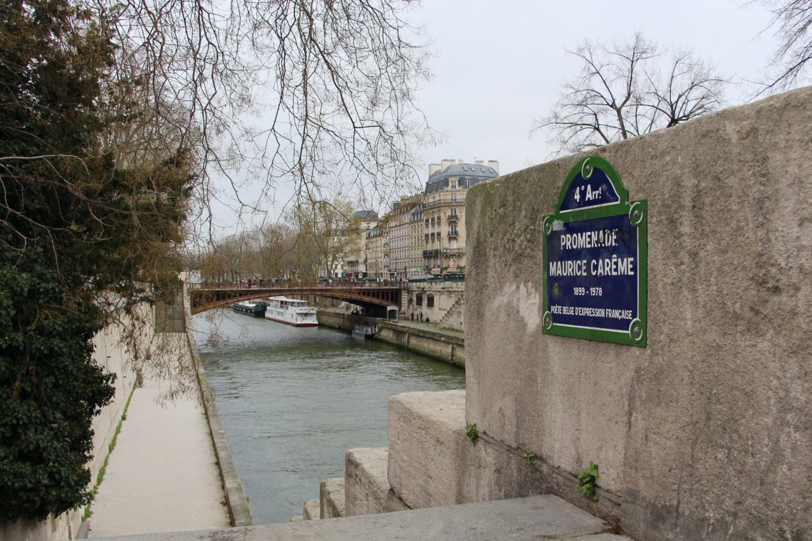 A view of the Seine river from the Promenade Maurice Carême in the 4th arrondissement of Paris, France.
